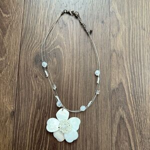 Vintage Mother of Pearl Flower Pendant Necklace with White and Clear Beads Wire